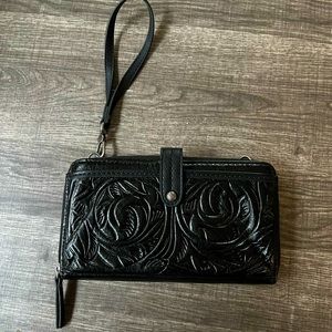 The Sak Wristlet Black